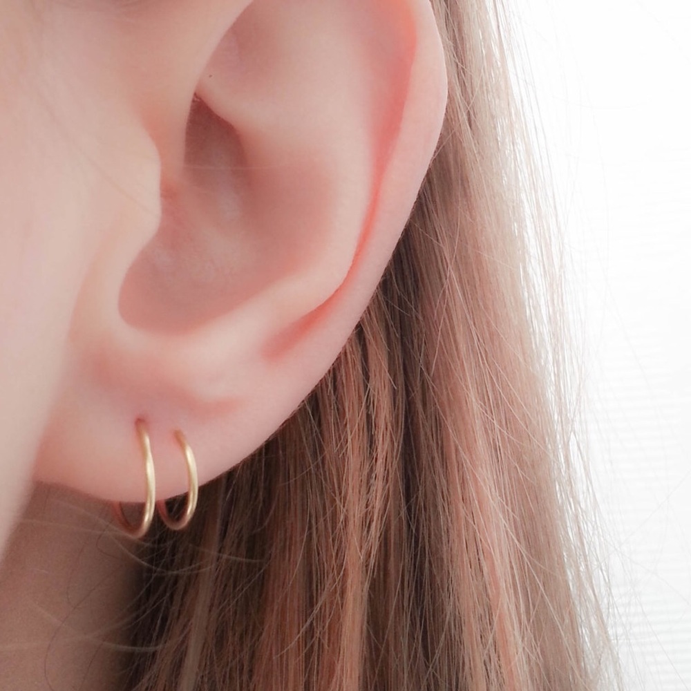 Fake double Hoop earrings